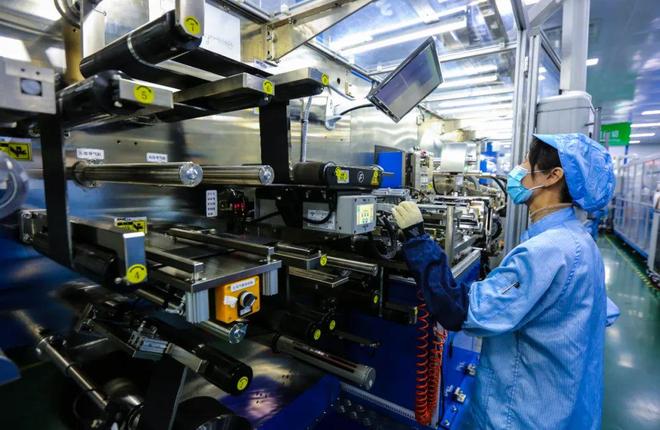 超威集團 二十年磨一劍，以新材料研發引領全球儲能新時代